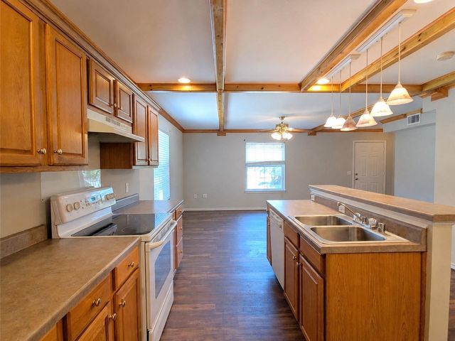24015 Strong Pine Drive Drive B, Houston, TX 77336
