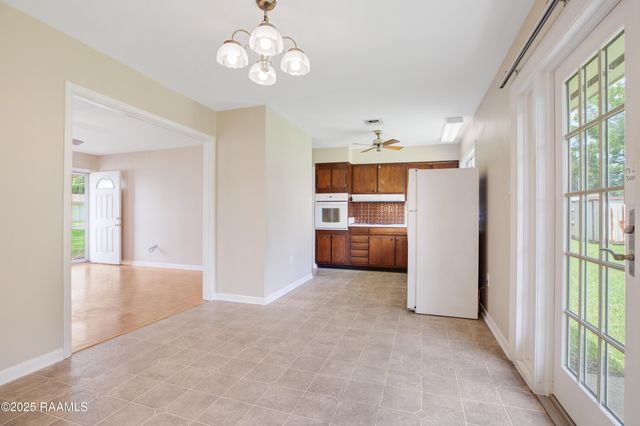 100 Maple Drive, Lafayette, LA 70506