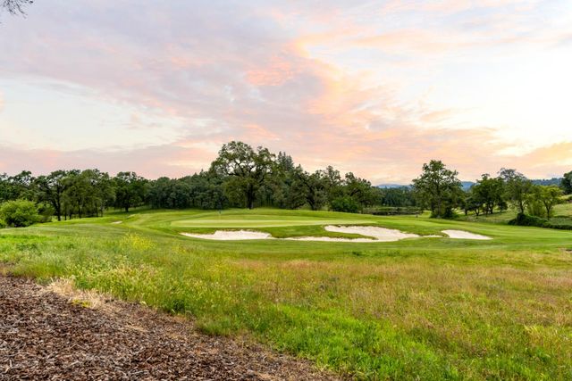 23664 Landon Evan Ln, Auburn, CA 95602