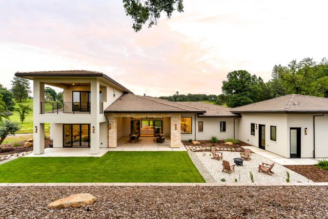 23664 Landon Evan Ln, Auburn, CA 95602
