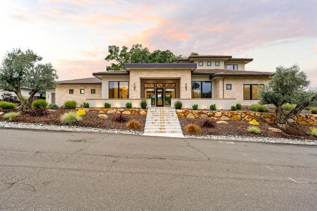 23664 Landon Evan Ln, Auburn, CA 95602