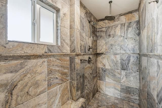 2205 Cameo Road, Carlsbad, CA 92008