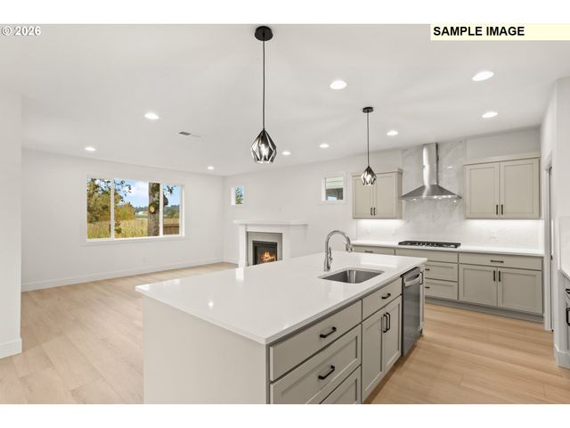 7283 Sw FROG POND Ln, Wilsonville, OR 97070