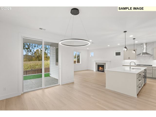 7283 Sw FROG POND Ln, Wilsonville, OR 97070