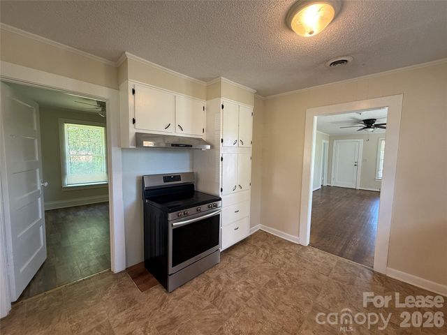 507 Turnersburg Highway, Statesville, NC 28625