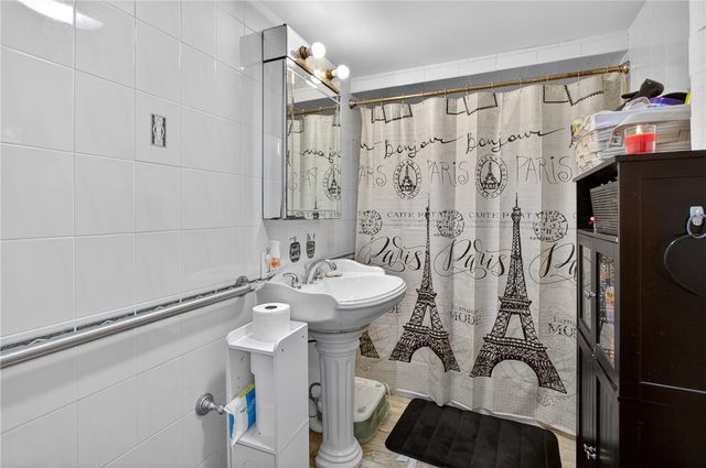 31 Sassafras Street, Providence, RI 02907