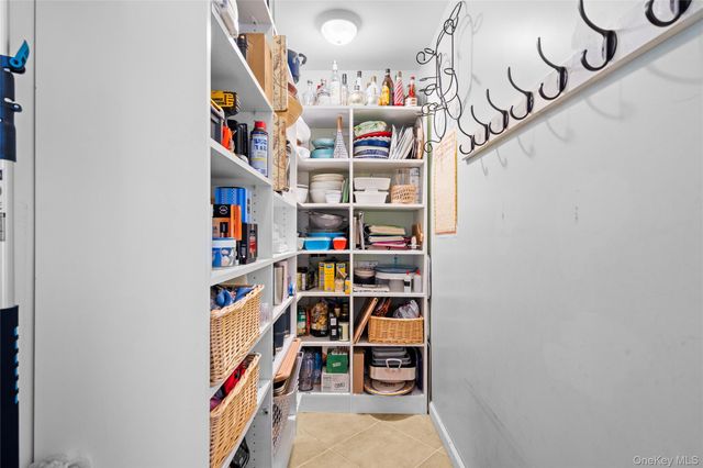 85 Fairview Avenue, Bayport, NY 11705