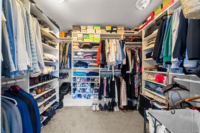 85 Fairview Avenue, Bayport, NY 11705