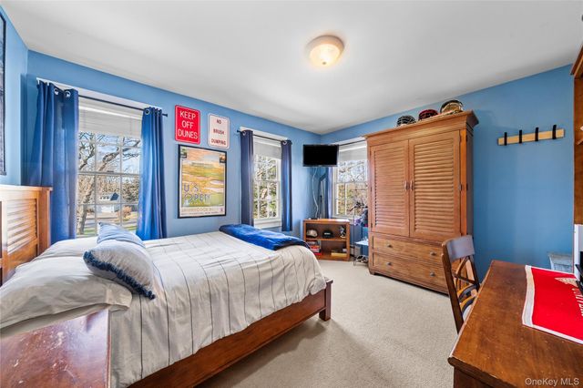 85 Fairview Avenue, Bayport, NY 11705