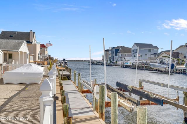 3451 Lisbon Avenue E, Toms River, NJ 08753