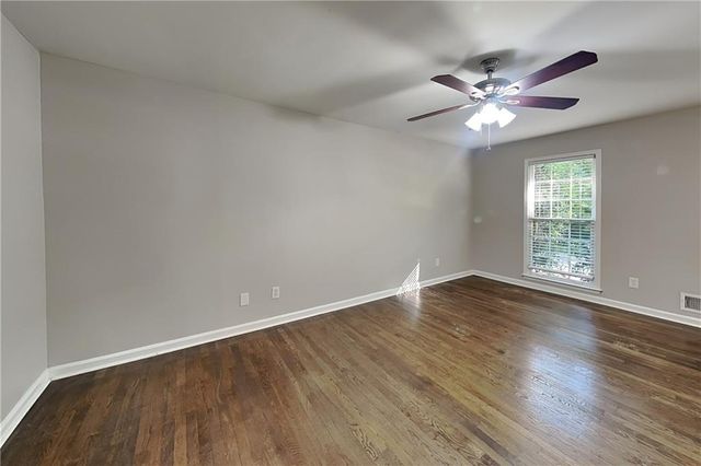 1250 Ridgefield Drive, Roswell, GA 30075