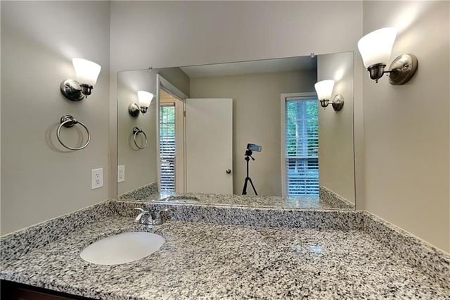 1250 Ridgefield Drive, Roswell, GA 30075