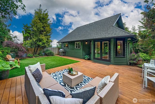 4927 50th Avenue S, Seattle, WA 98118