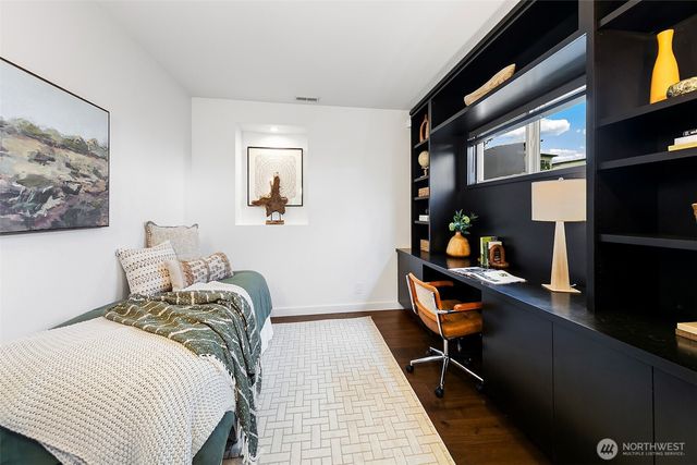 4927 50th Avenue S, Seattle, WA 98118