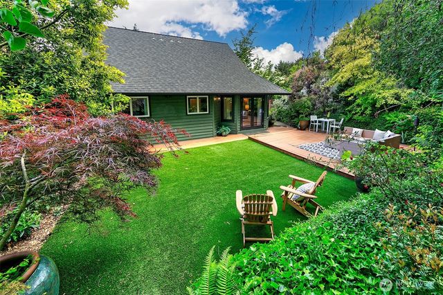 4927 50th Avenue S, Seattle, WA 98118