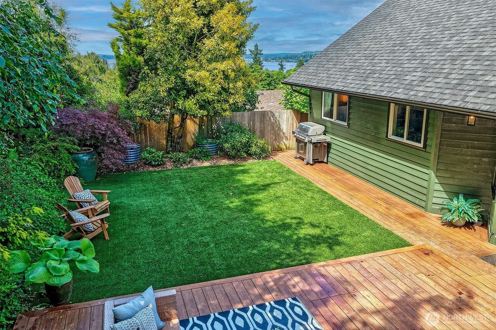 4927 50th Avenue S, Seattle, WA 98118