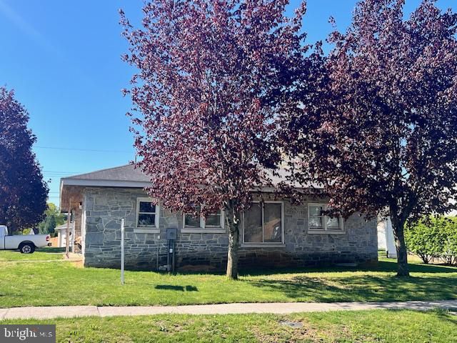 125 N ROOSEVELT AVE, Hershey, PA 17033