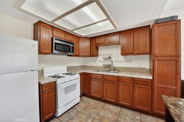 12420 Mount Vernon, Grand Terrace, CA 92313