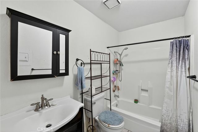 12420 Mount Vernon, Grand Terrace, CA 92313