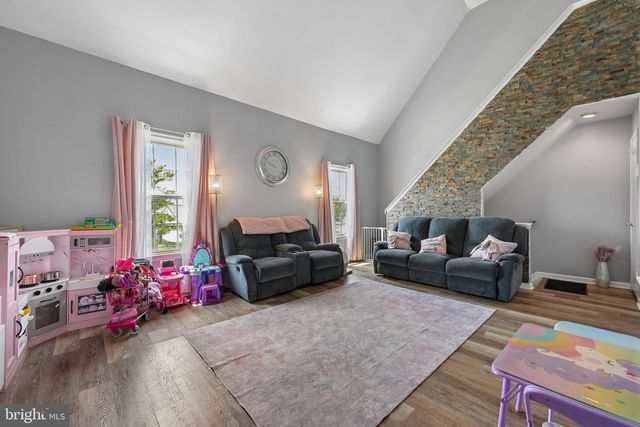 309 KNOLL DR, Blackwood, NJ 08012