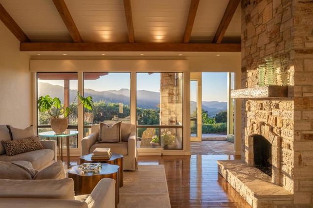15475 Via Los Tulares, Carmel Valley, CA 93924