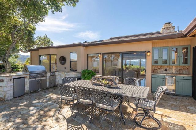15475 Via Los Tulares, Carmel Valley, CA 93924