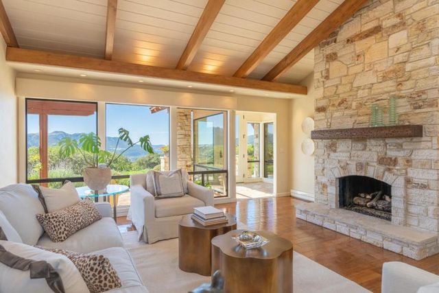 15475 Via Los Tulares, Carmel Valley, CA 93924
