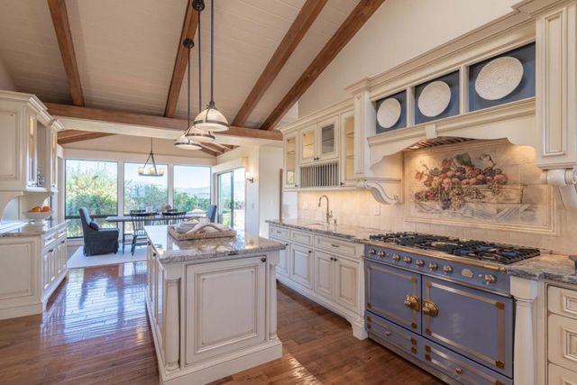 15475 Via Los Tulares, Carmel Valley, CA 93924