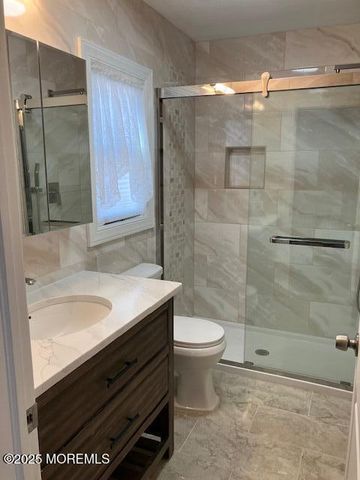 5 Shaw Court, Toms River, NJ 08757