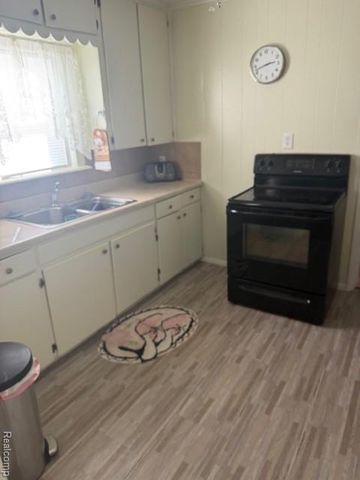 1159 Sutton Avenue, Flint, MI 48504