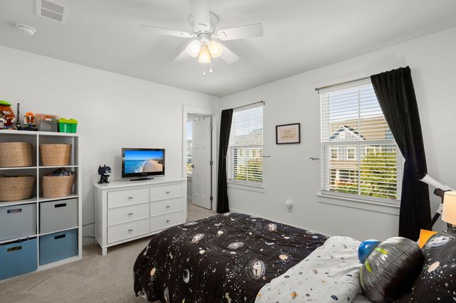 208 Lynx Lane, Summerville, SC 29483