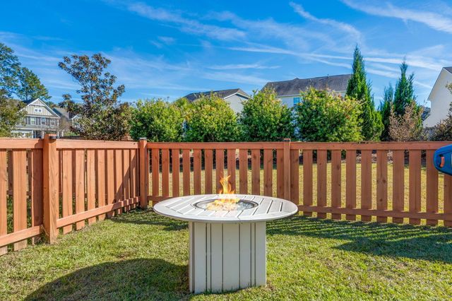 208 Lynx Lane, Summerville, SC 29483