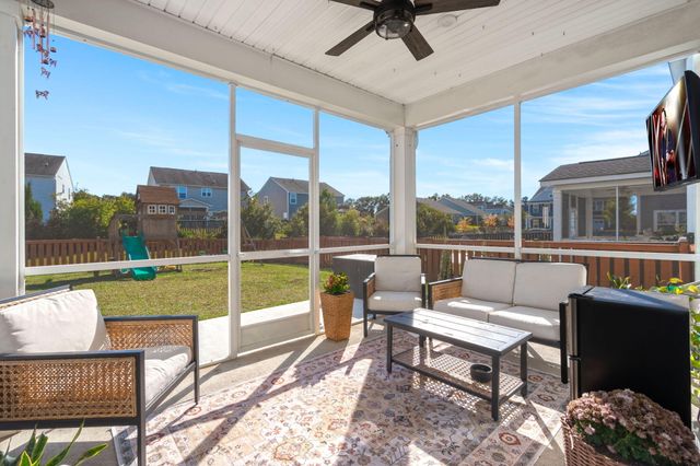 208 Lynx Lane, Summerville, SC 29483