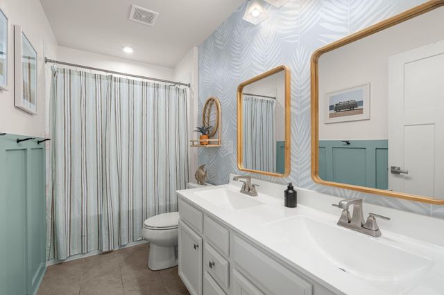 208 Lynx Lane, Summerville, SC 29483