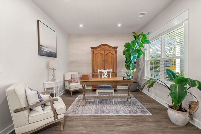 208 Lynx Lane, Summerville, SC 29483