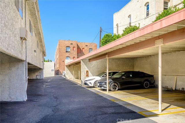 521 E Lomita Avenue 205, Glendale, CA 91205