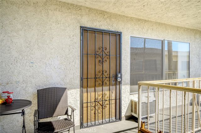 521 E Lomita Avenue 205, Glendale, CA 91205