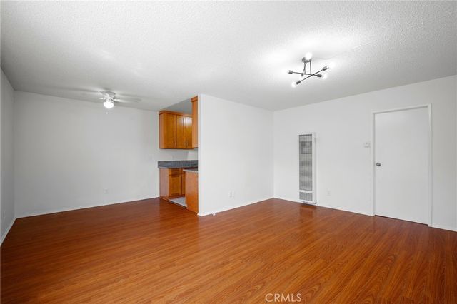 521 E Lomita Avenue 205, Glendale, CA 91205