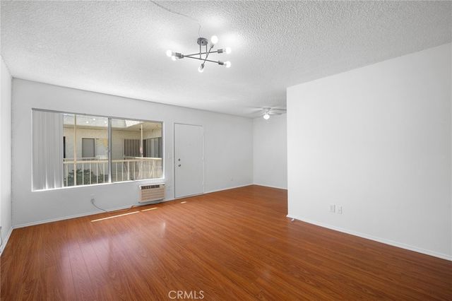 521 E Lomita Avenue 205, Glendale, CA 91205