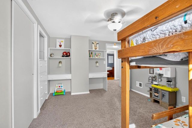 724 MITCHELL STREET, Neenah, WI 54956