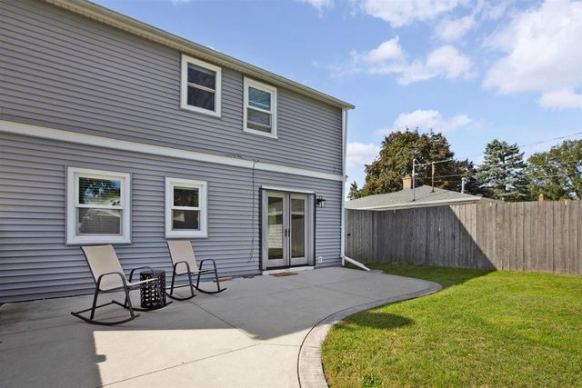 724 MITCHELL STREET, Neenah, WI 54956