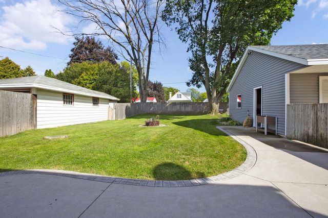 724 MITCHELL STREET, Neenah, WI 54956