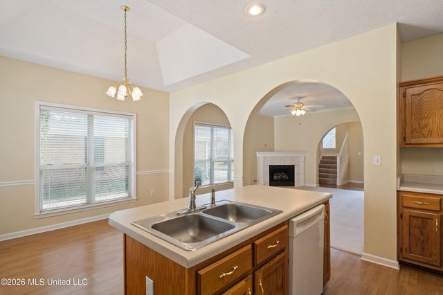 7212 N Swinnea Ridge, Southaven, MS 38671