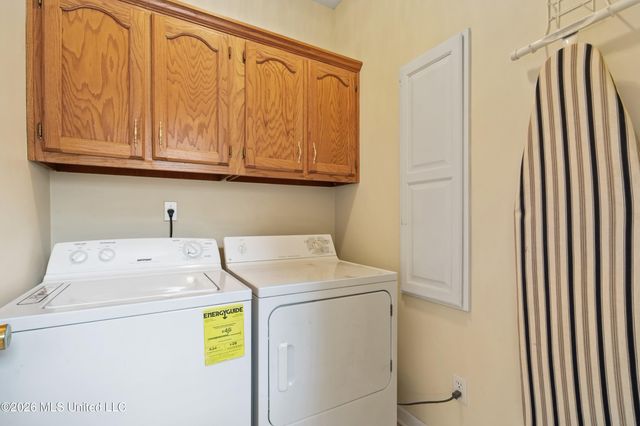 7212 N Swinnea Ridge, Southaven, MS 38671