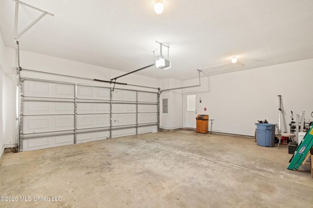 7212 N Swinnea Ridge, Southaven, MS 38671