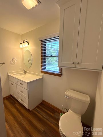 110 Aqua Drive, Mooresville, NC 28117