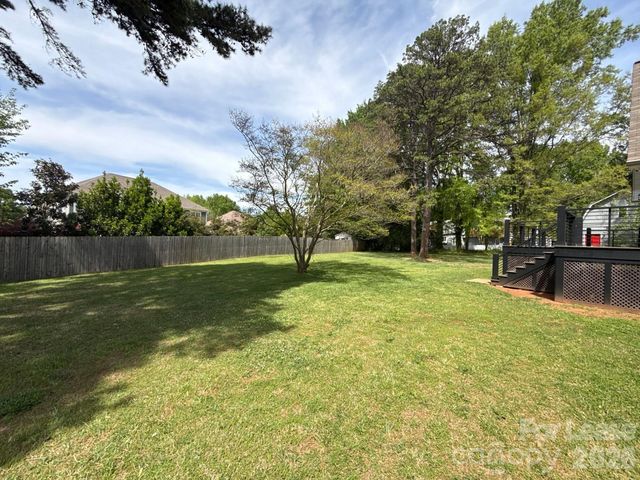 110 Aqua Drive, Mooresville, NC 28117