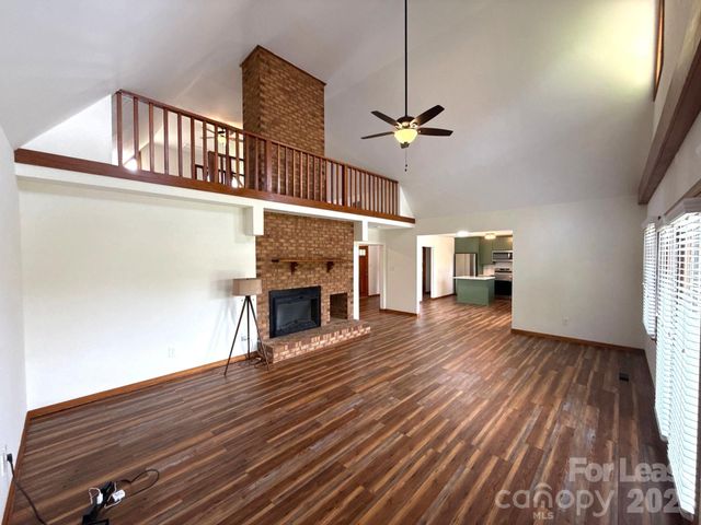 110 Aqua Drive, Mooresville, NC 28117