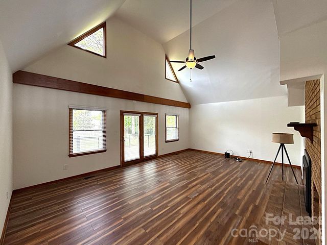 110 Aqua Drive, Mooresville, NC 28117