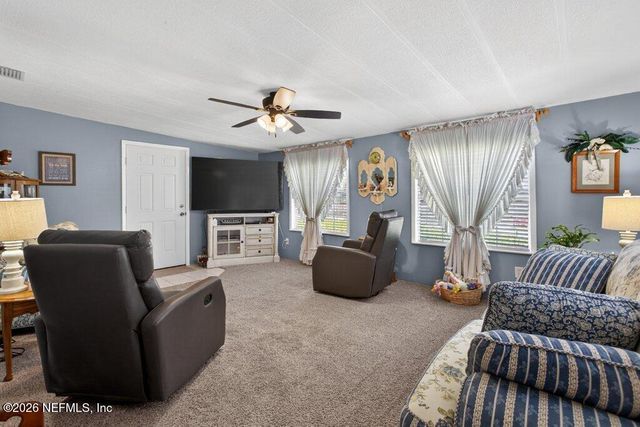 155 TOMPKINS Road, Pomona Park, FL 32181